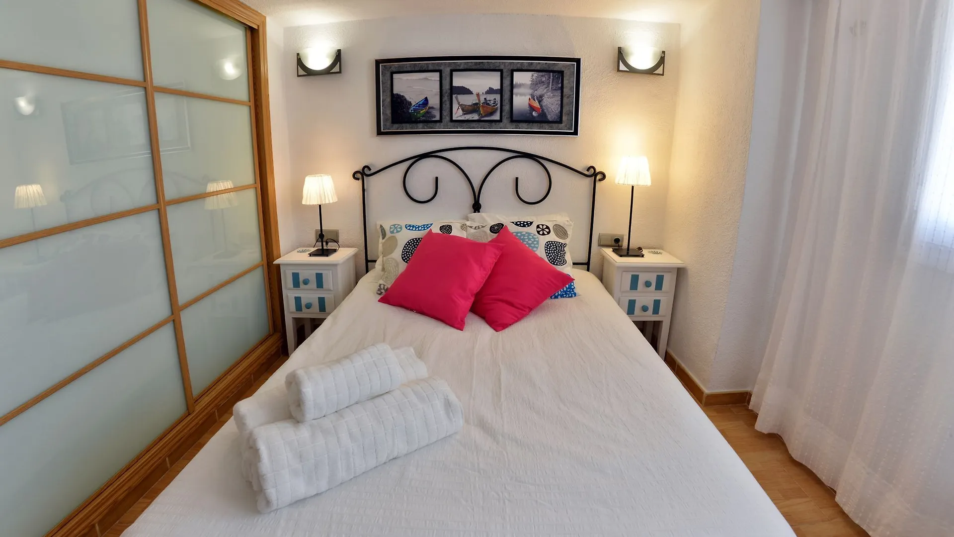 Apartamentos Cenacheros - Wondersisters Málaga