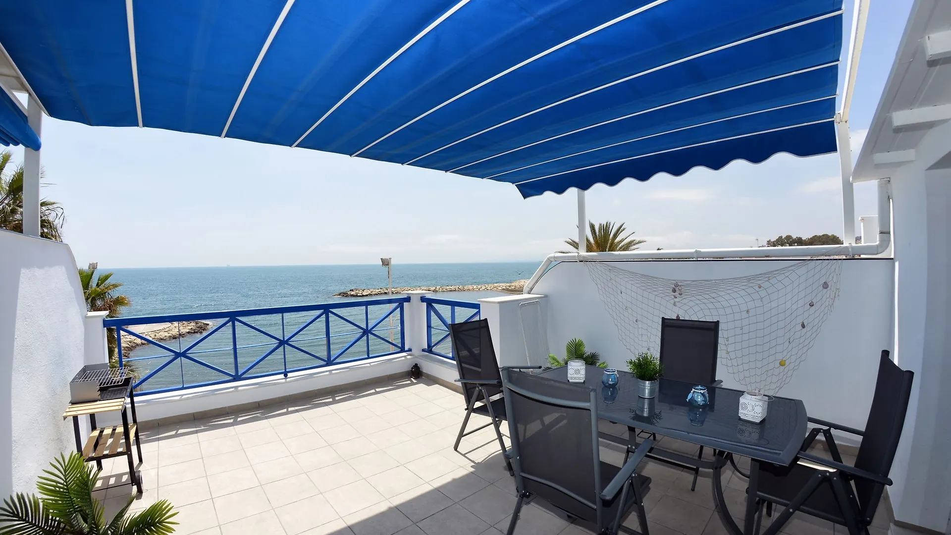 Apartment Apartamentos Cenacheros - Wondersisters Malaga
