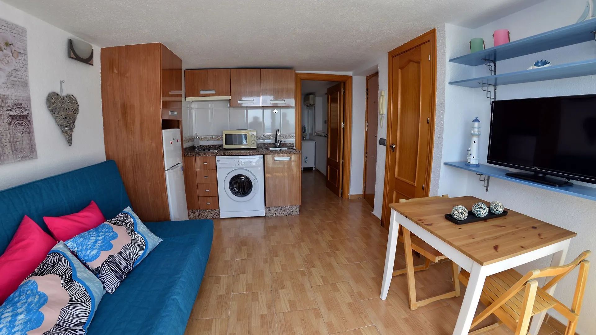 Apartamentos Cenacheros - Wondersisters Malaga 0*,  Spain