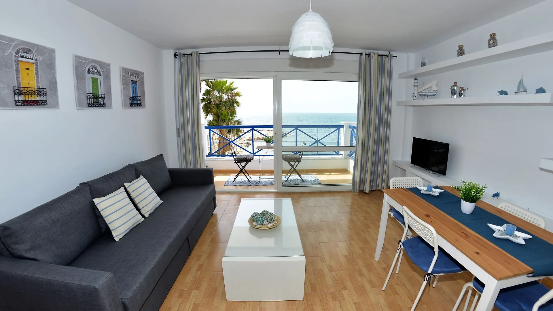 Apartamentos Cenacheros - Wondersisters Malaga 0*,