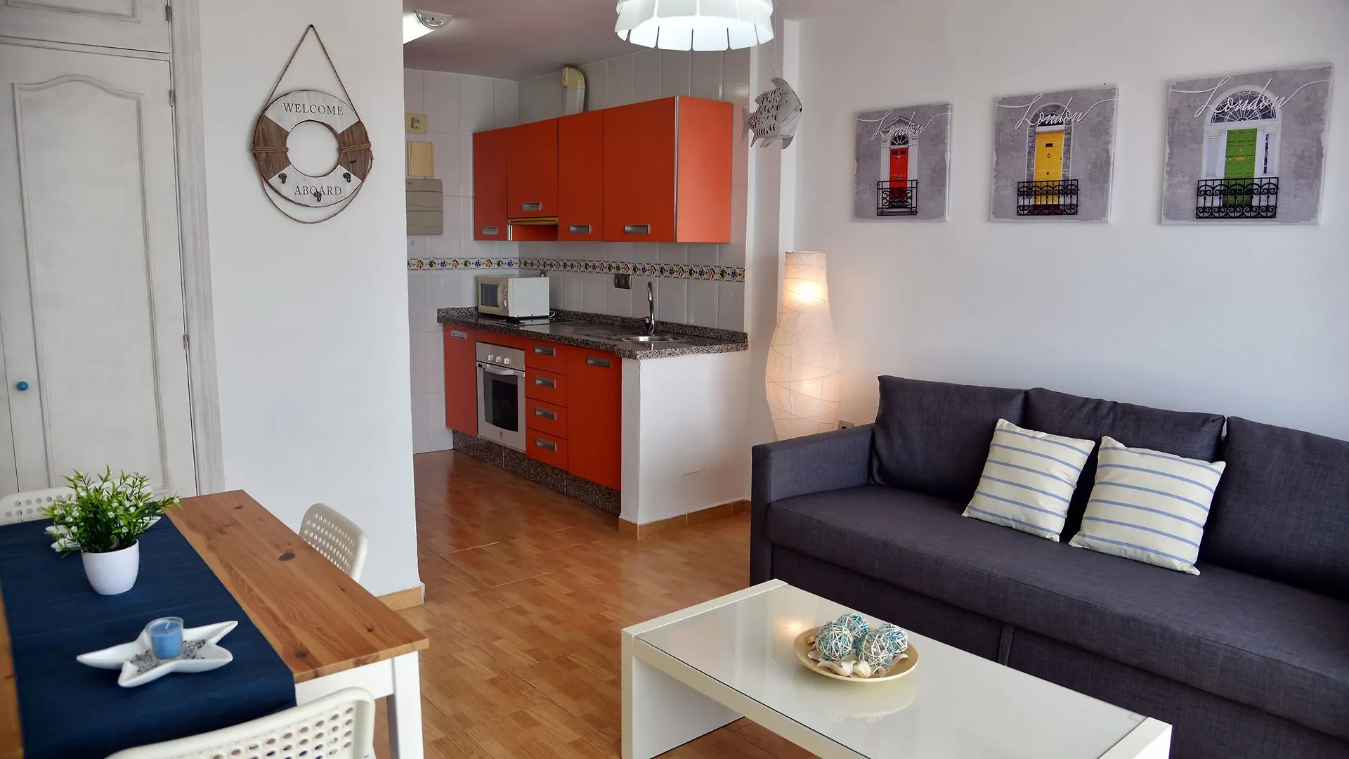 Apartment Apartamentos Cenacheros - Wondersisters Malaga